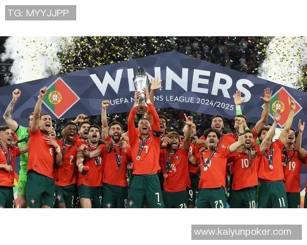 约克雷斯荣膺欧国联最佳射手奖杯以9球领跑射手榜展现卓越实力